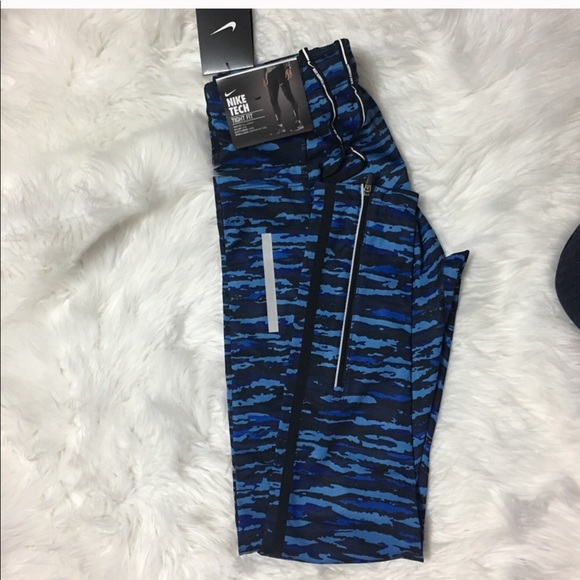 Nike Wilder Tech Running Pant - Picture 4 of 4